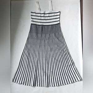 NWT Wenrine Women Black/White Striped Backless Knitted Midi Dress Size S